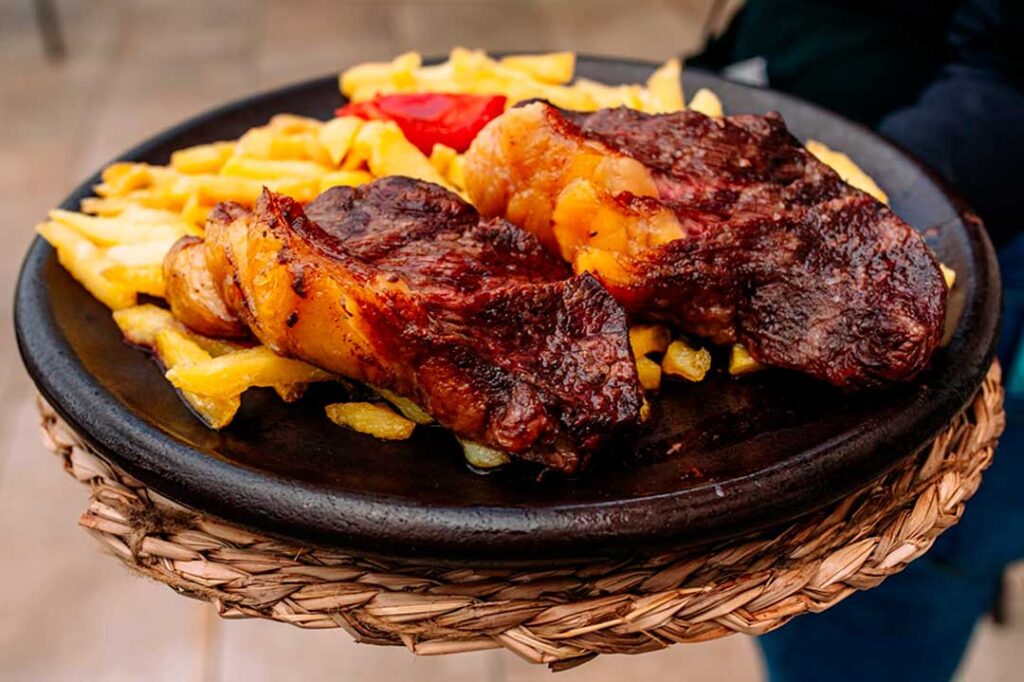 Restaurante Casa Suncia en Gijón, comida tradicional española en asturias