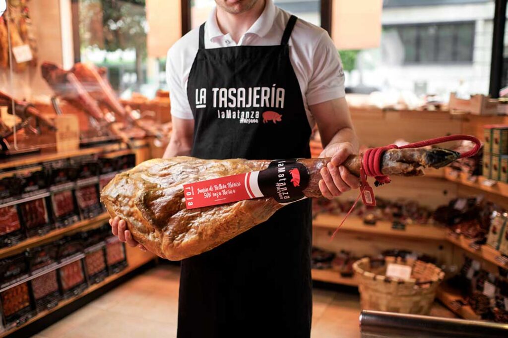 La Tasajeria en Gijón. Comida tradicional española. embutidos extremeños